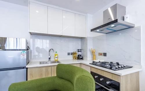 Riara One Heated Pool Gym Parking and Balcony