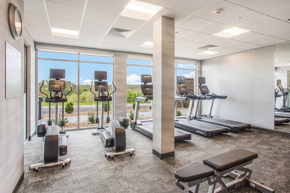 Fairfield Inn & Suites by Marriott Rolla - photo 21