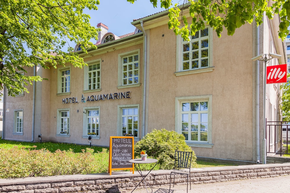 Aquamarine Hotel Lauluväljak