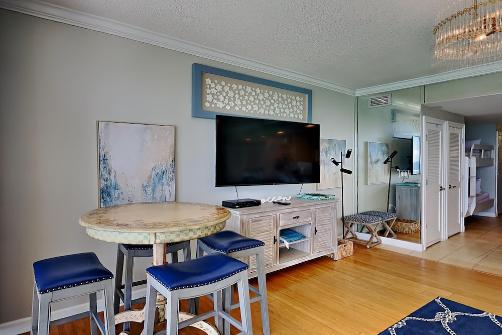 Boardwalk Resort 511 799986 - photo 14