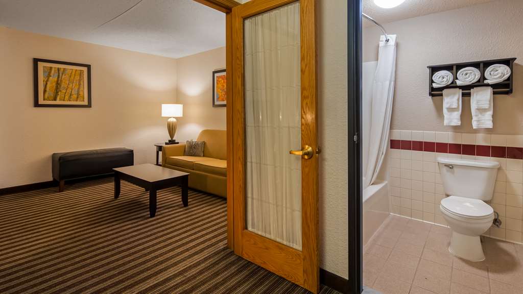 Best Western Plus Newark Christiana Inn - photo 13
