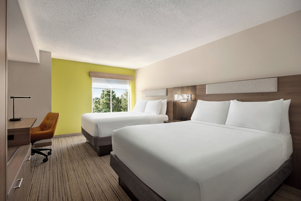 Holiday Inn Express Hotel & Suites Fredericksburg by IHG - photo 13