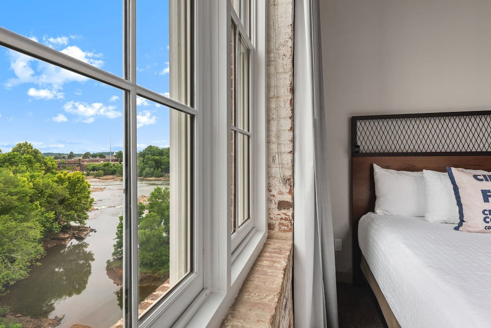 City Mills Hotel - photo 23