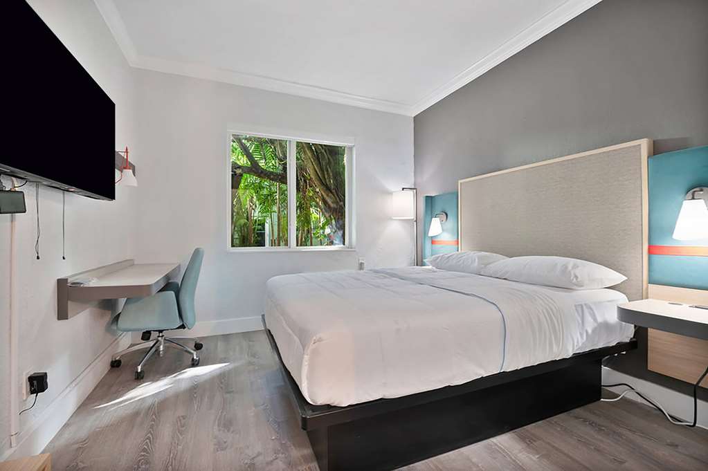 Atrium Hotel Trademark Collection by Wyndham — hotel in Miami Springs