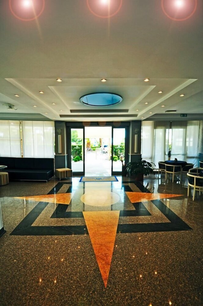 Hotel Sporting — Alba Adriatica — photo 2