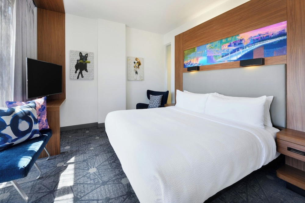 Aloft Greenville Downtown - photo 14