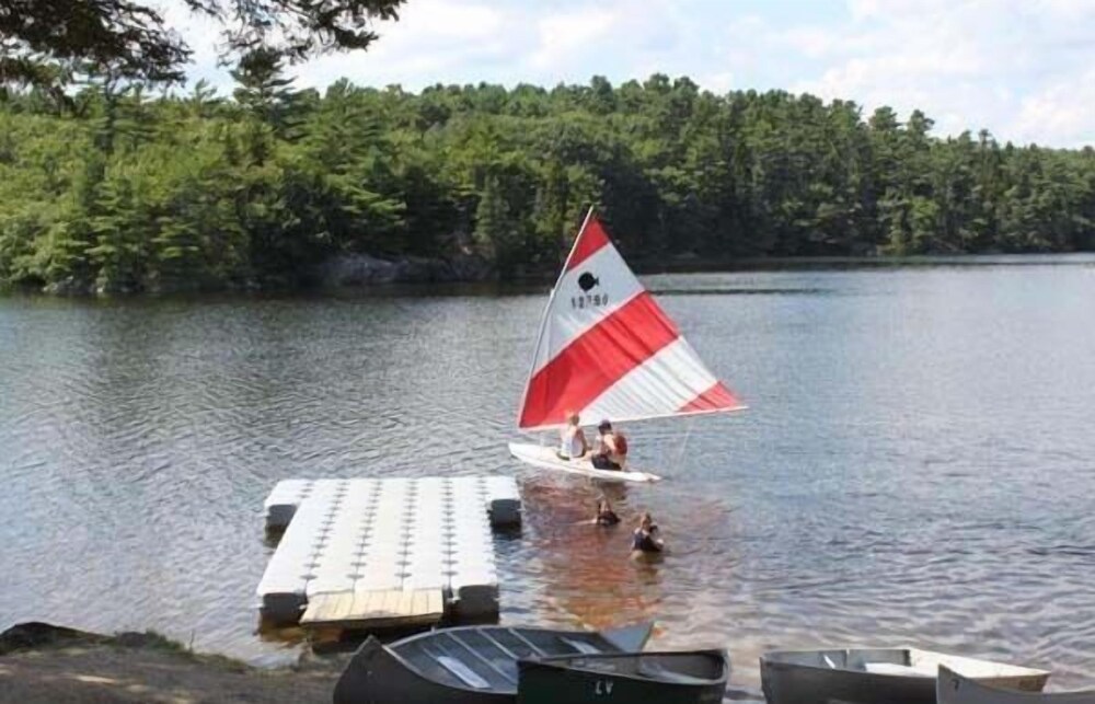Beach Cove Waterfront Inn - photo 22