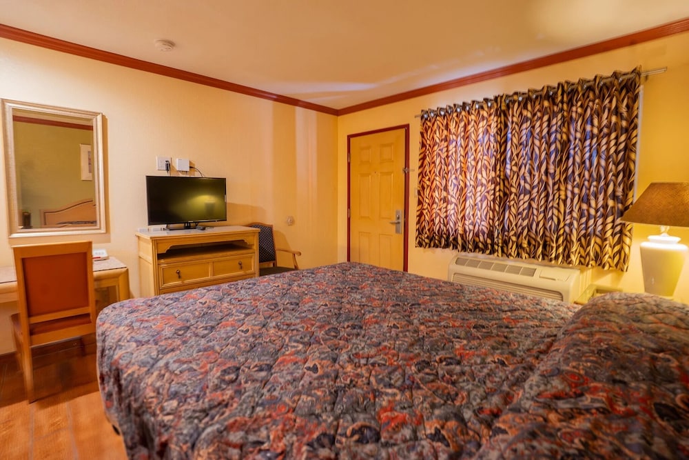 Sunstar Inn Los Banos near I 5 - photo 8