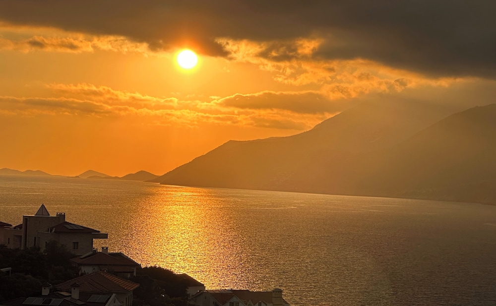 Feraye Villas — 4-Star Luxury Hotel in Kas, Turkey