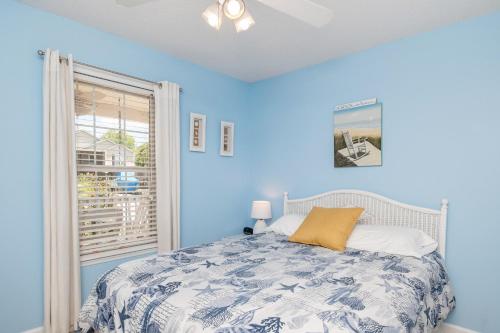 9th Street Sandy Feet by Oak Island Accommodations - photo 7