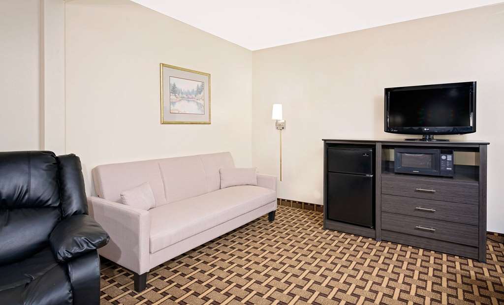 Super 8 by Wyndham Ashland - photo 11