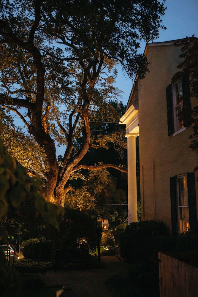 Anchuca Historic Mansion & Inn - photo 120