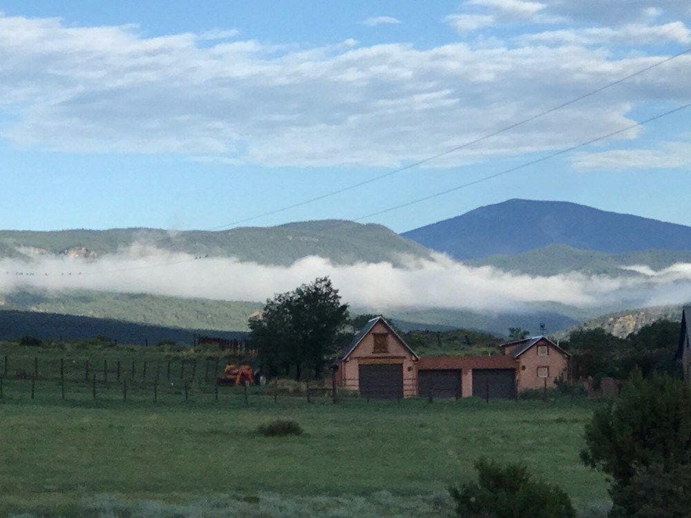Blue Dragonfly Inn — Cimarron — photo 4