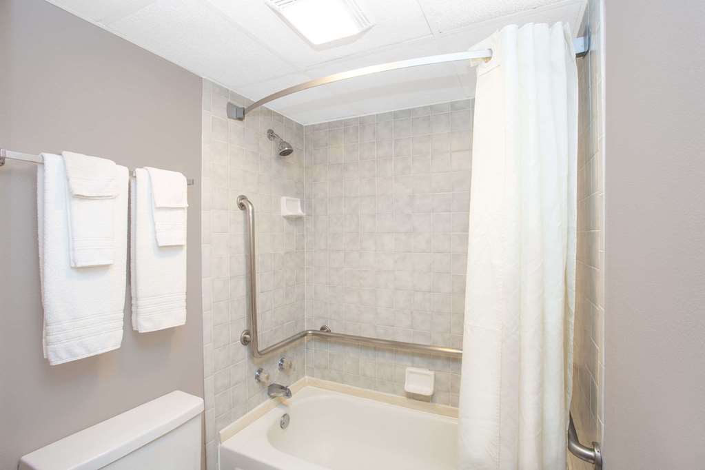 Super 8 by Wyndham Springdale AR - photo 14