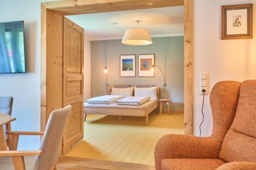 Familiennest am MüritzSee mit Kamin & Sauna - carbon neutral hotel in Unknown City