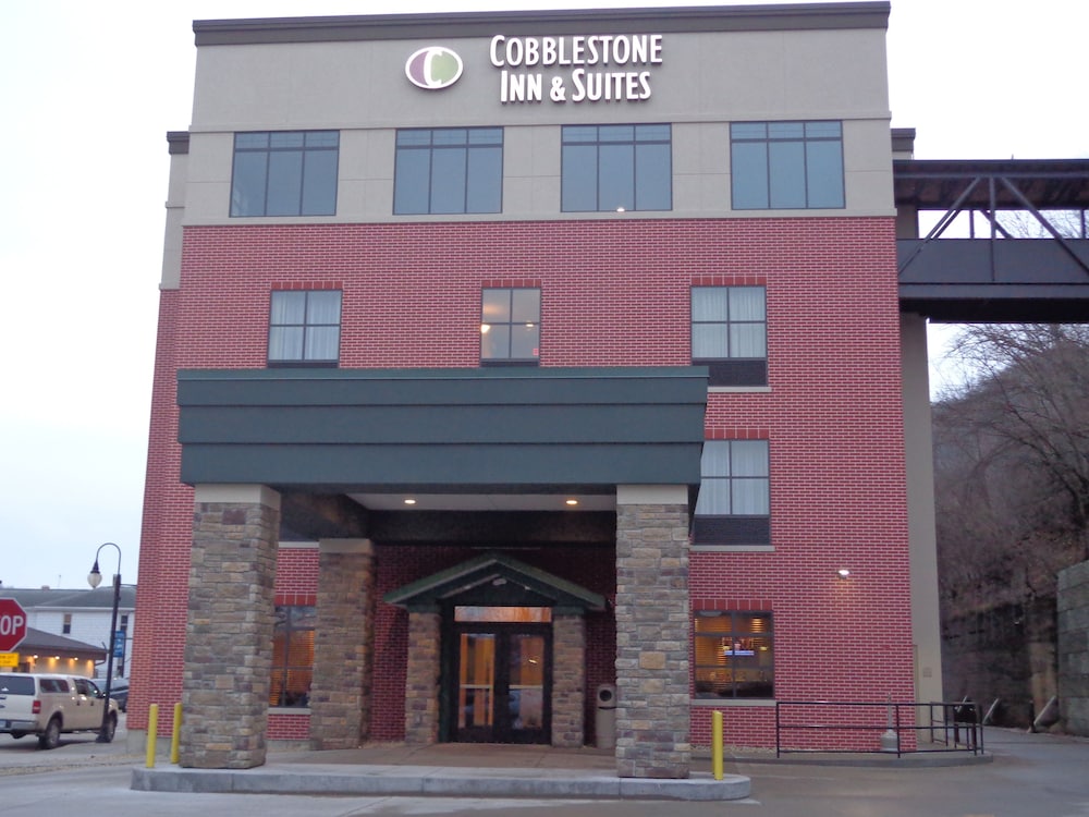 Comfort Inn & Suites Marquette Prairie du Chien - featured photo