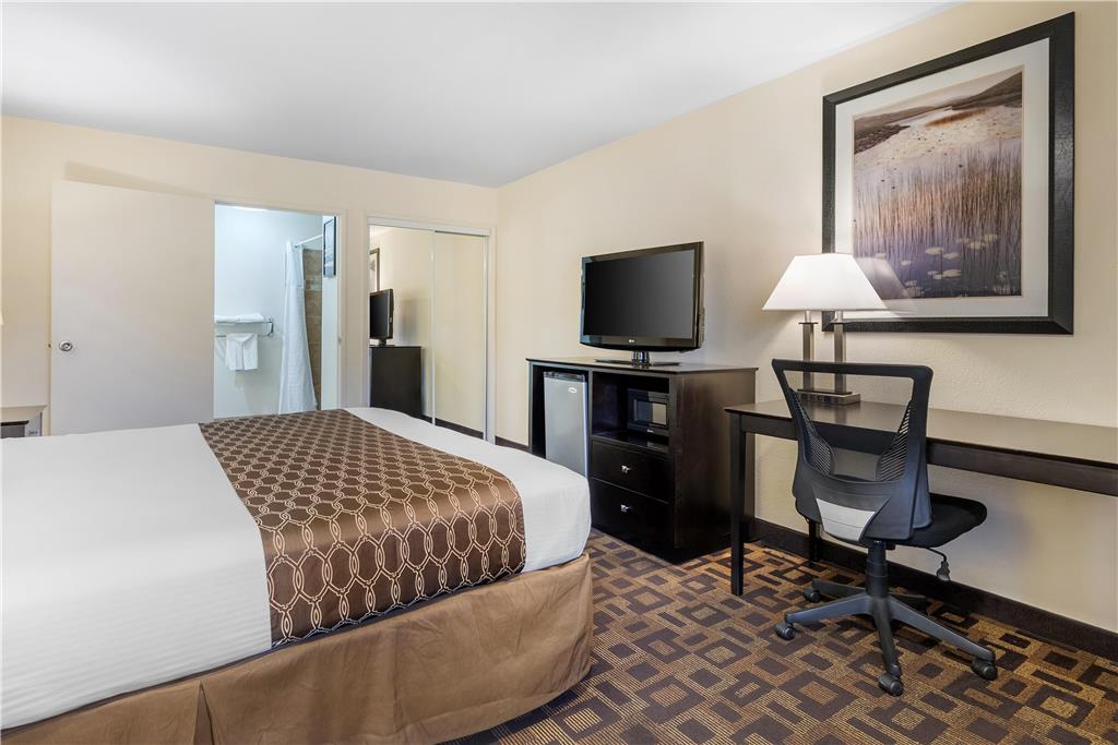 Best Western Plus Inn of Hayward - photo 20