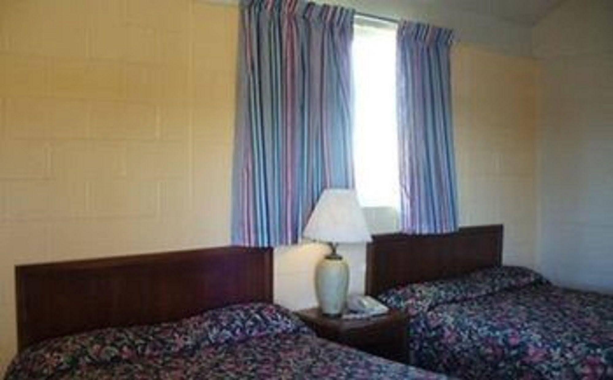 Motel 10 - photo 5