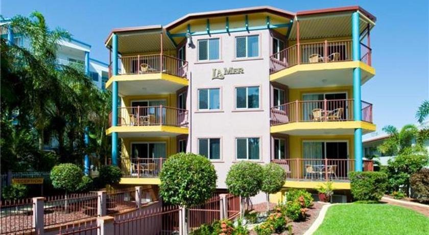 Stunning 2 BR 2 Bathroom Beachfront Apartment Close To Everything — 4-Star Luxury Hotel in Hervey Bay, Australia
