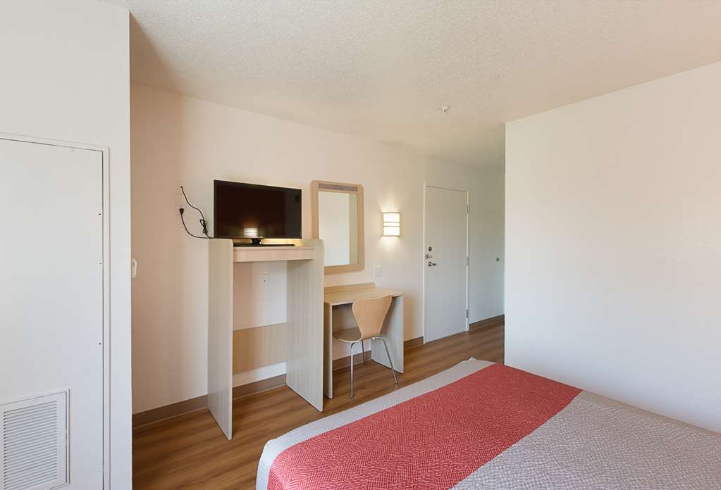 Motel 6 Columbia SC Fort Jackson Area - photo 12