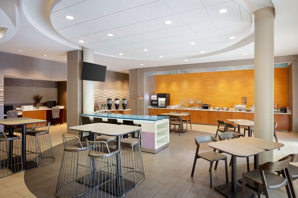 SpringHill Suites by Marriott Grand Junction Downtown Historic Main St. - photo 25