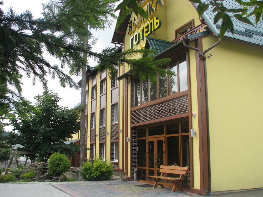 Yalynka Hotel in Dolyna, Ukraine