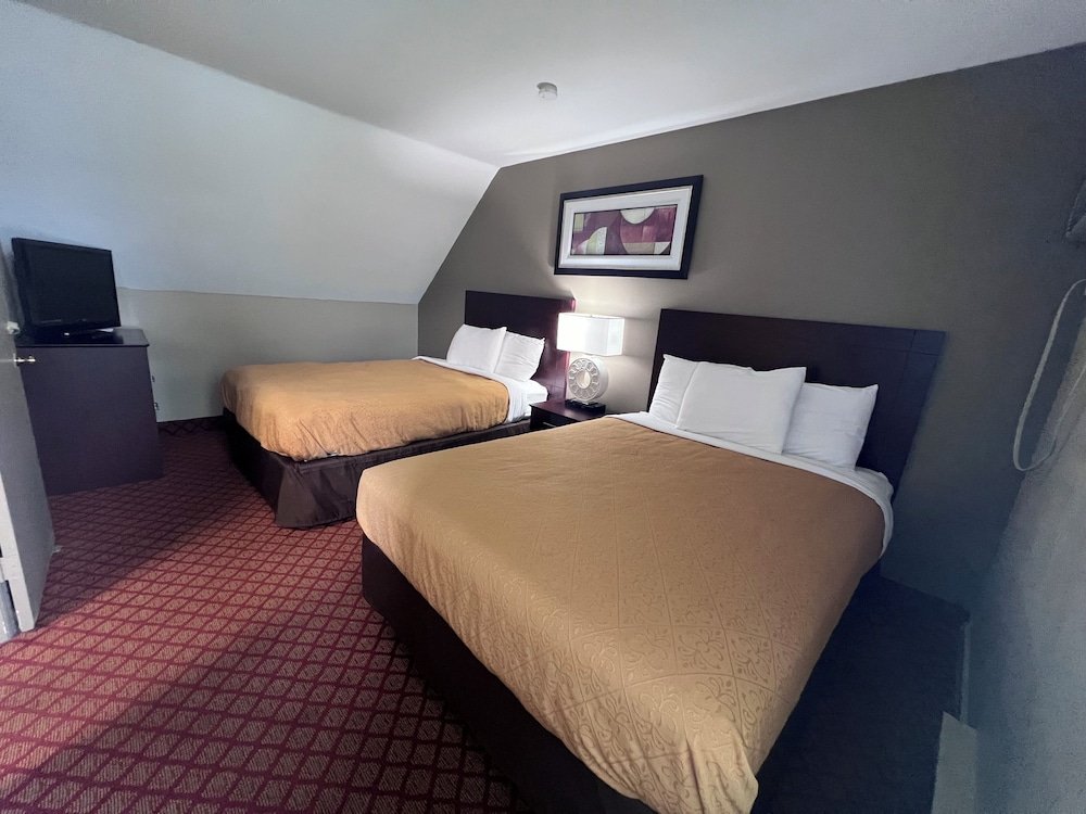 Rodeway Inn & Suites Hershey Chocolate Avenue - photo 13