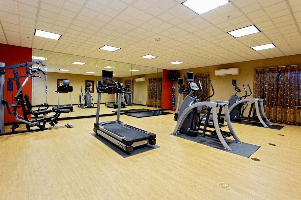 Holiday Inn Express Hotel & Suites Odessa by IHG - photo 18