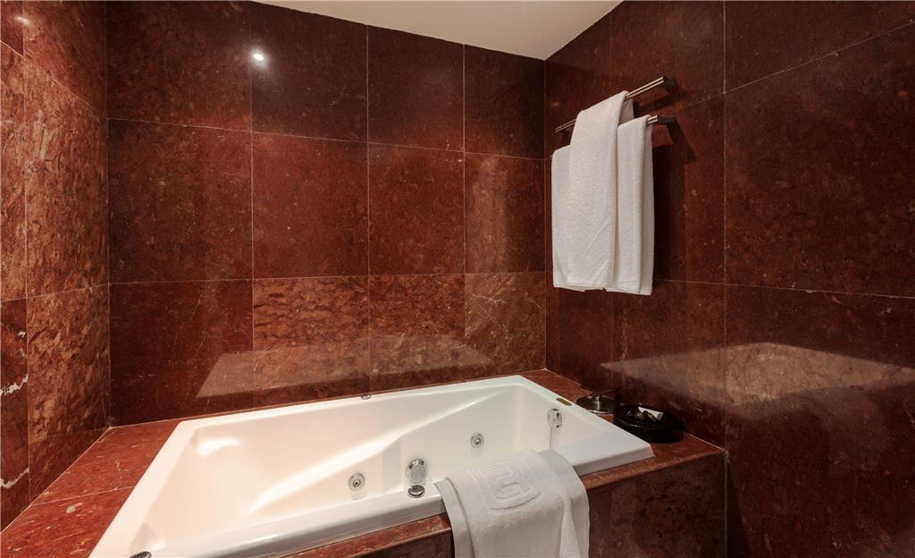 Master Suite bathroom
