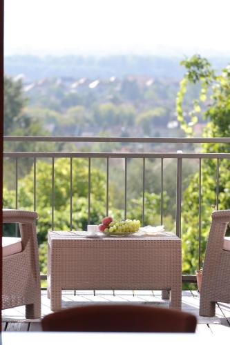 August Panorama Apartman — 4-Star Luxury Hotel in Vac, Hungary