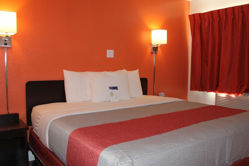 Motel6 Goodland KS - photo 8