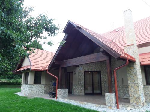Bakonyi Mesekastély — Balatonkenese — photo 2