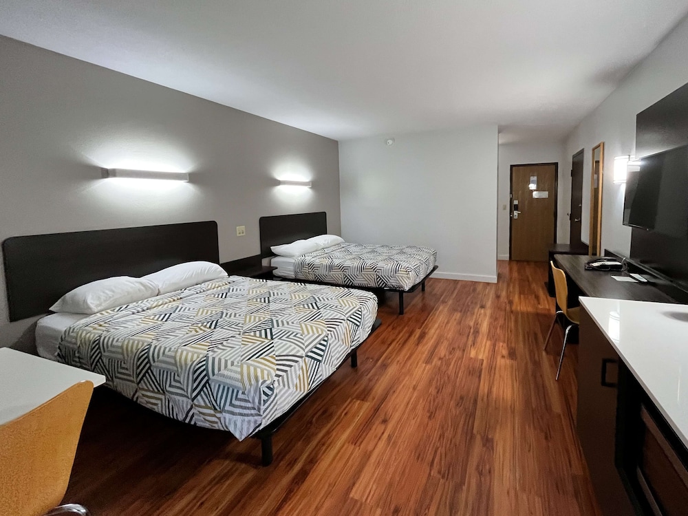 Studio 6 Suites Springfield OH - photo 5