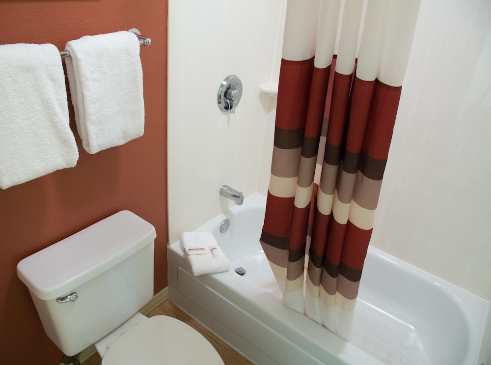 Red Roof Inn Yemassee - photo 21