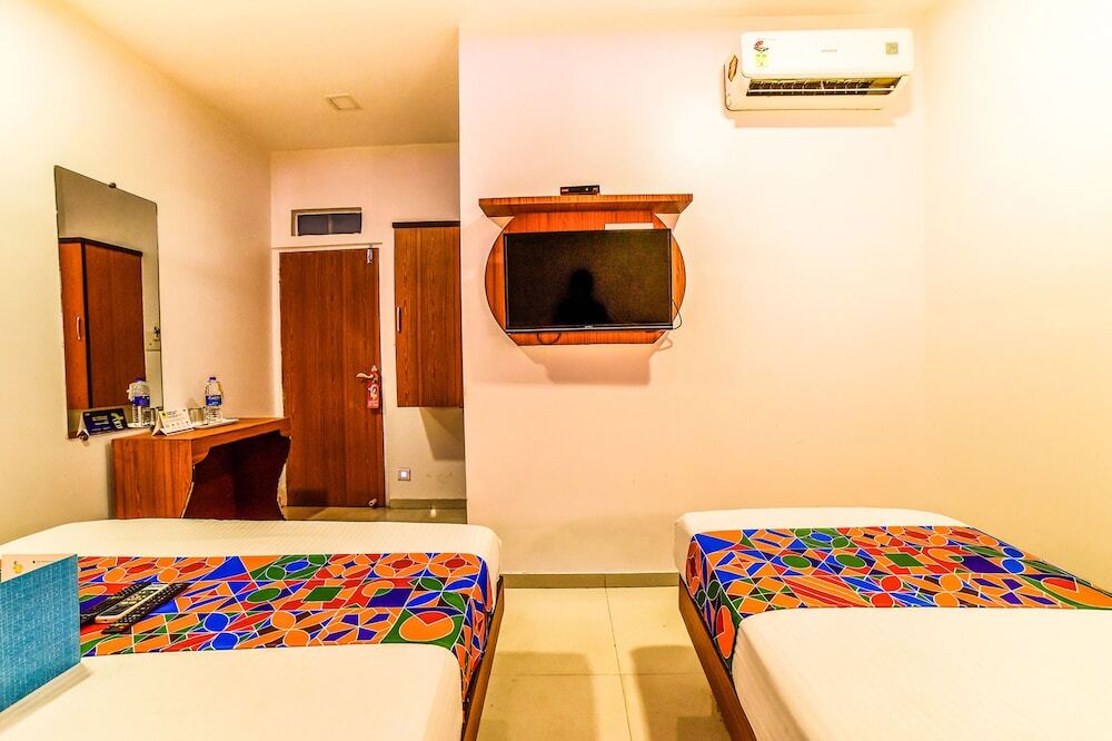 Fabexpress Bently Palace — Mumbai — photo 2