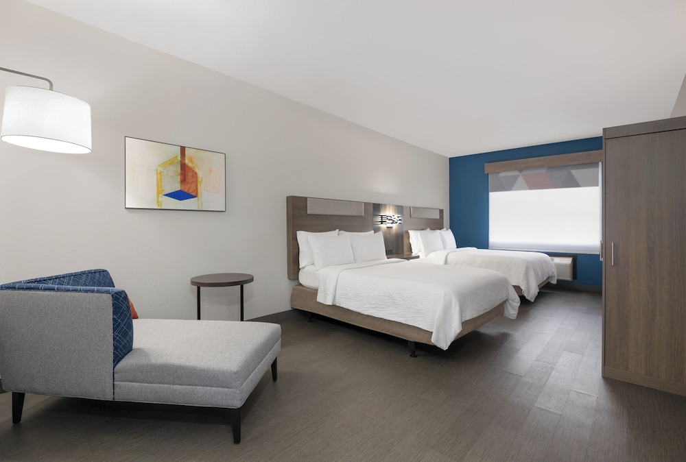 Hampton Inn Acworth - photo 18