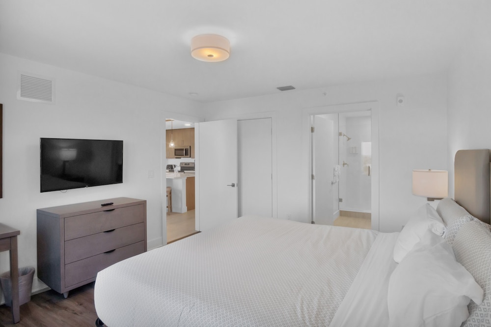 The Avalon Club - photo 38
