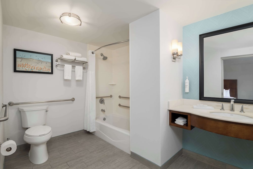 Hilton Garden Inn Daytona Beach Oceanfront - photo 31