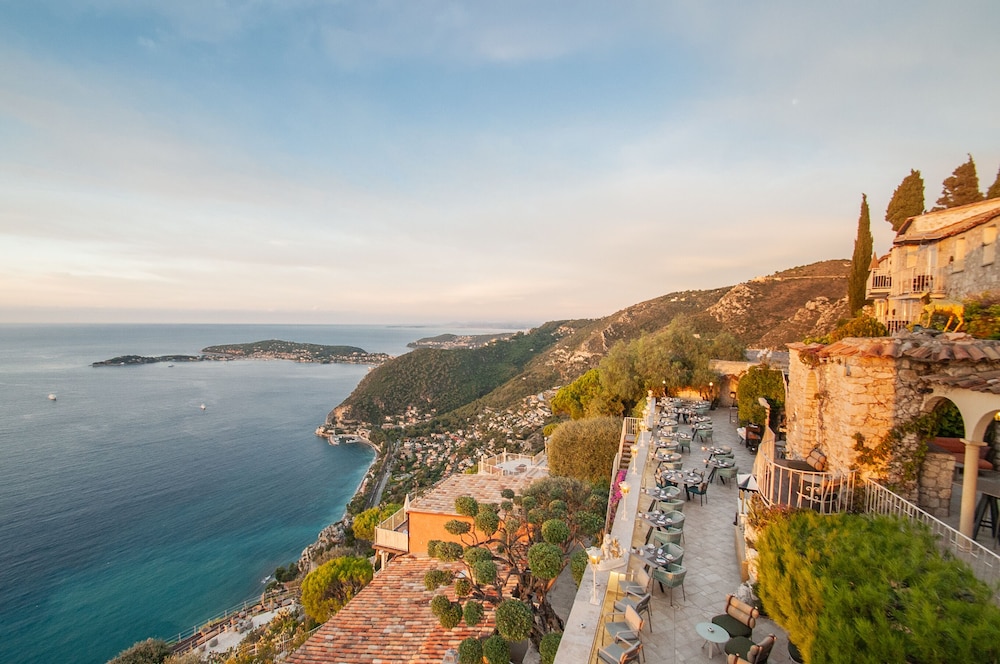 Chateau De La Chevre D Or - carbon neutral hotel in Eze