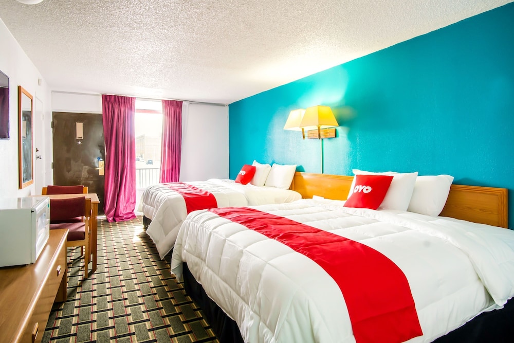 OYO Hotel Hutchinson West 4th Ave - photo 25