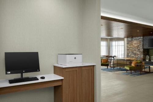 Fairfield by Marriott Inn & Suites Kokomo - photo 7