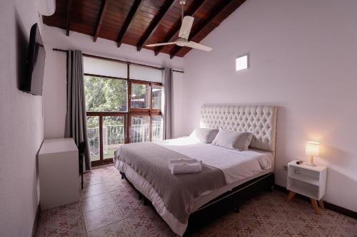 Habitación privada con terraza y WiFi rápido en el centro in Asuncion, Paraguay