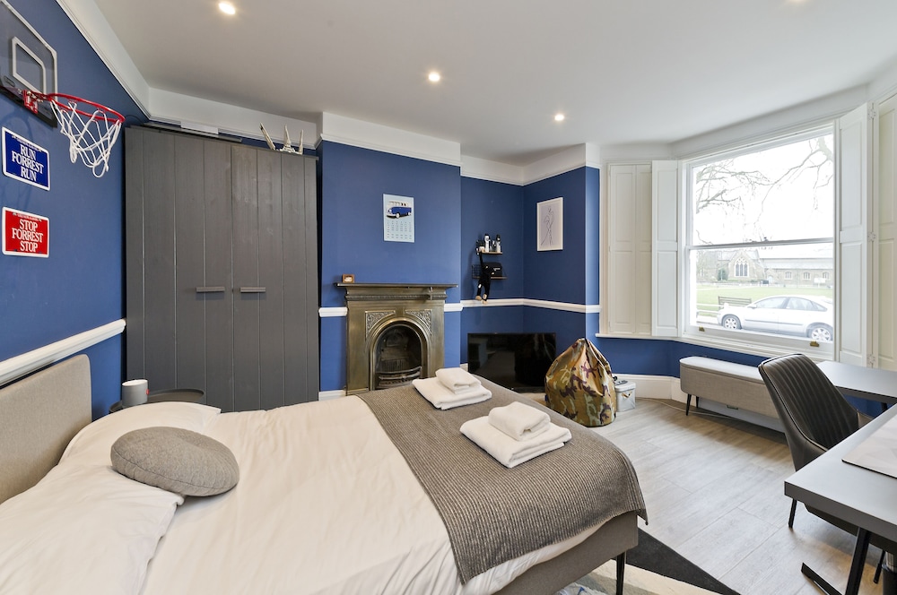 Twickenham Green — 4-Star Luxury Hotel in Twickenham, United Kingdom