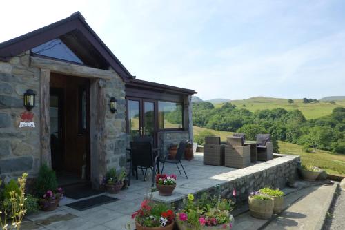 Rhiwiau Guesthouse — 4-Star Luxury Hotel in Llanfairfechan, United Kingdom