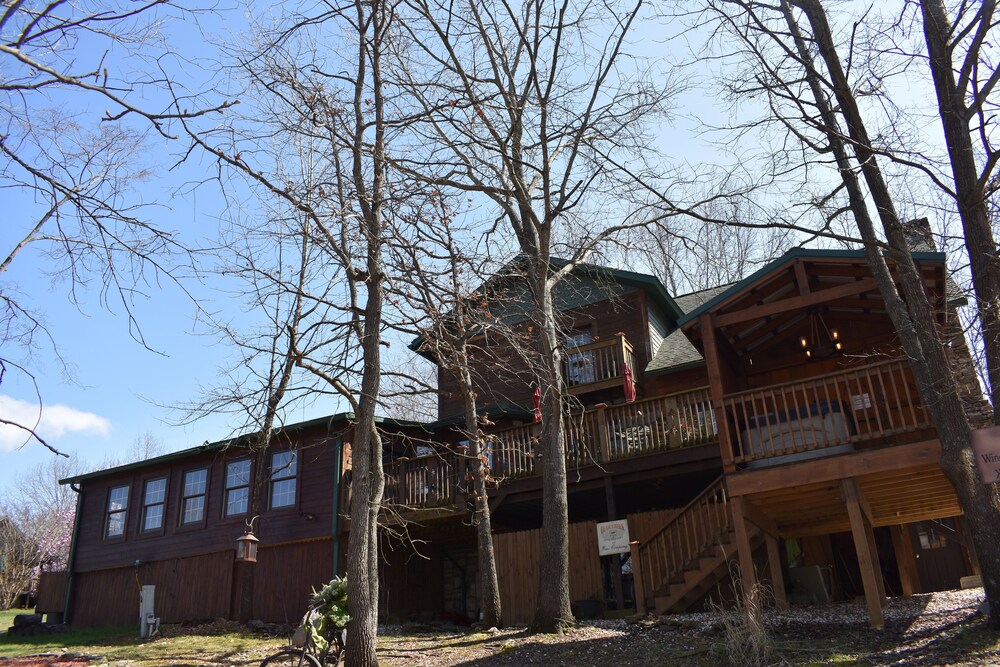 Bear Creek Lodge Cabin Resort - photo 122