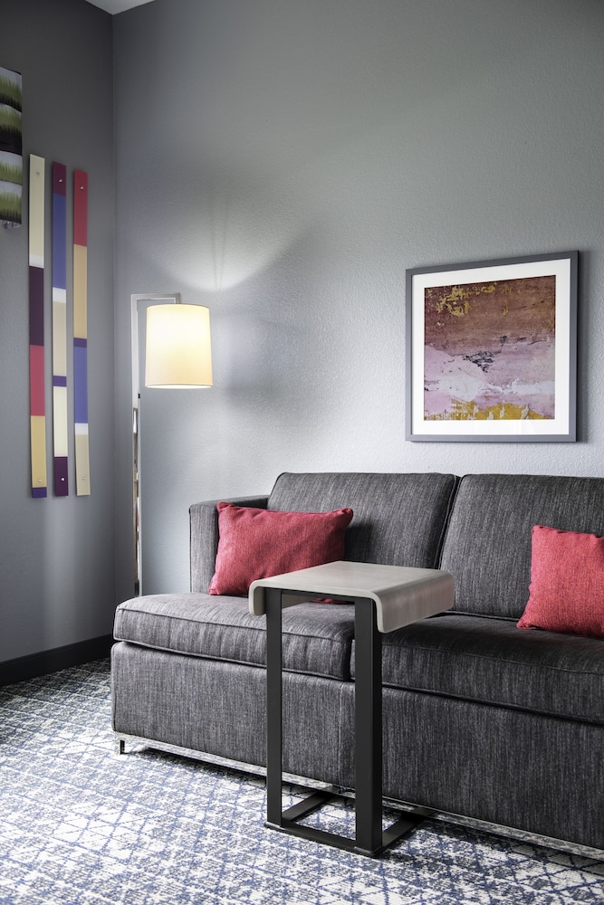 Hampton Inn & Suites Cape Canaveral Cruise Port - photo 20