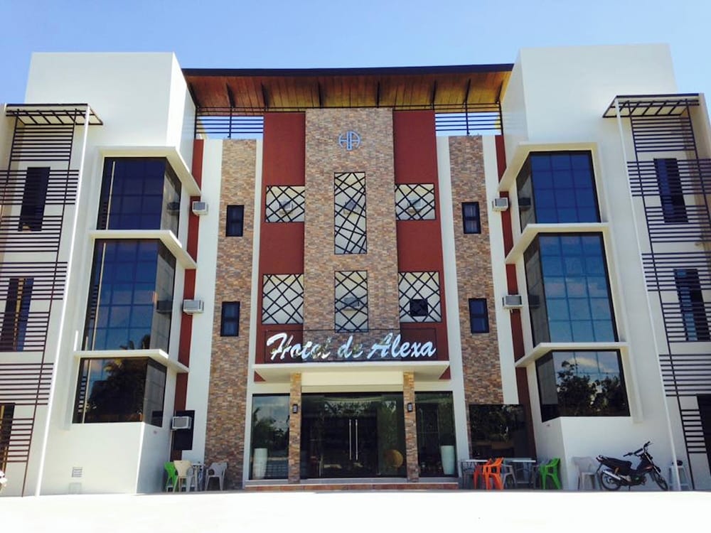 Hotel De Alexa — Maramag