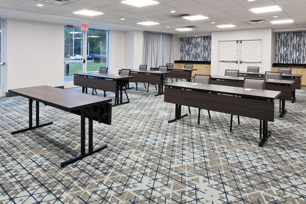 Hilton Garden Inn Birmingham SE Liberty Park - photo 36