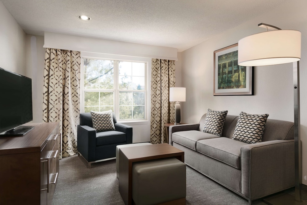 Homewood Suites by Hilton Greensboro - photo 19