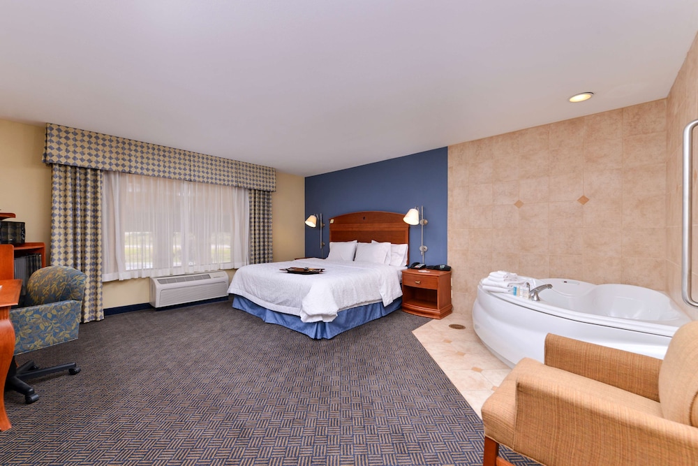 Hampton Inn Evanston - photo 19